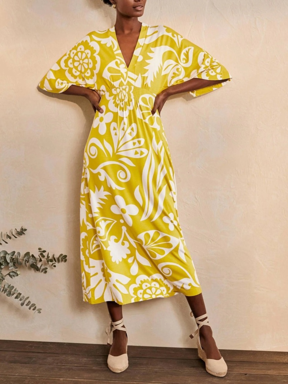Boden Poppy Jersey Maxi Dress Size 2 Petite Soft Stretch Floral Boho Chartreuse